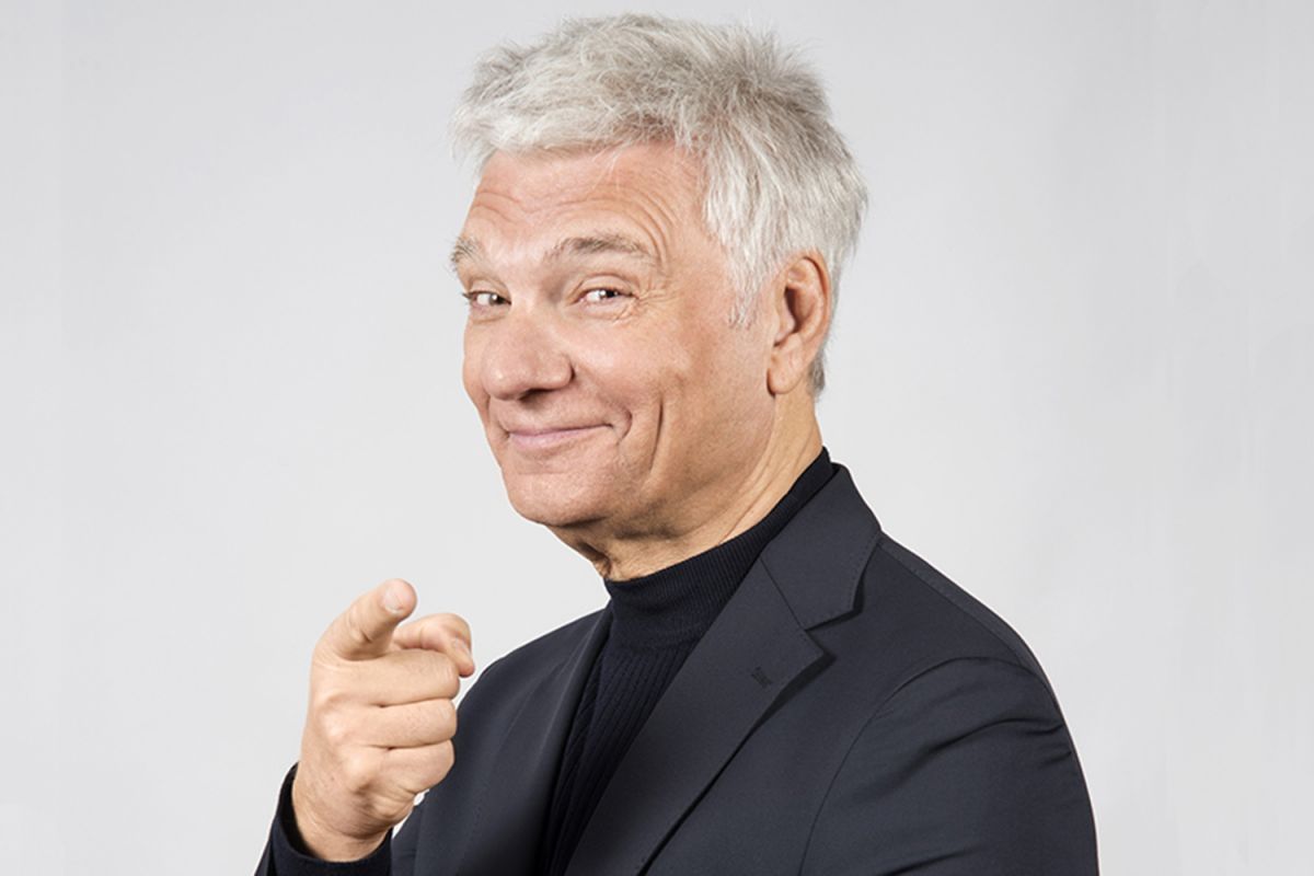 Contractar Carles Sans